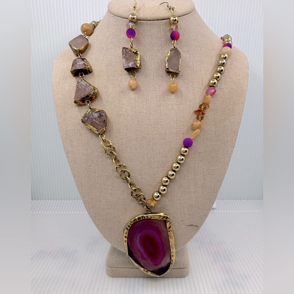 Handmade Upcycled Pink Dyed Agate Necklace and Earring Set - Picture 1 of 7